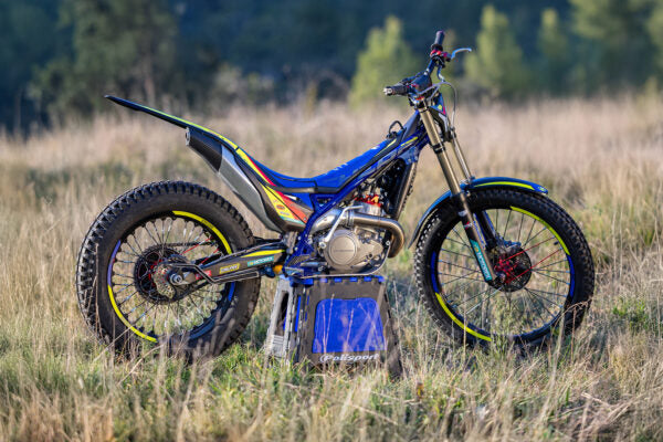 300 ST-F FACTORY ADAM RAGA REPLICA 2025