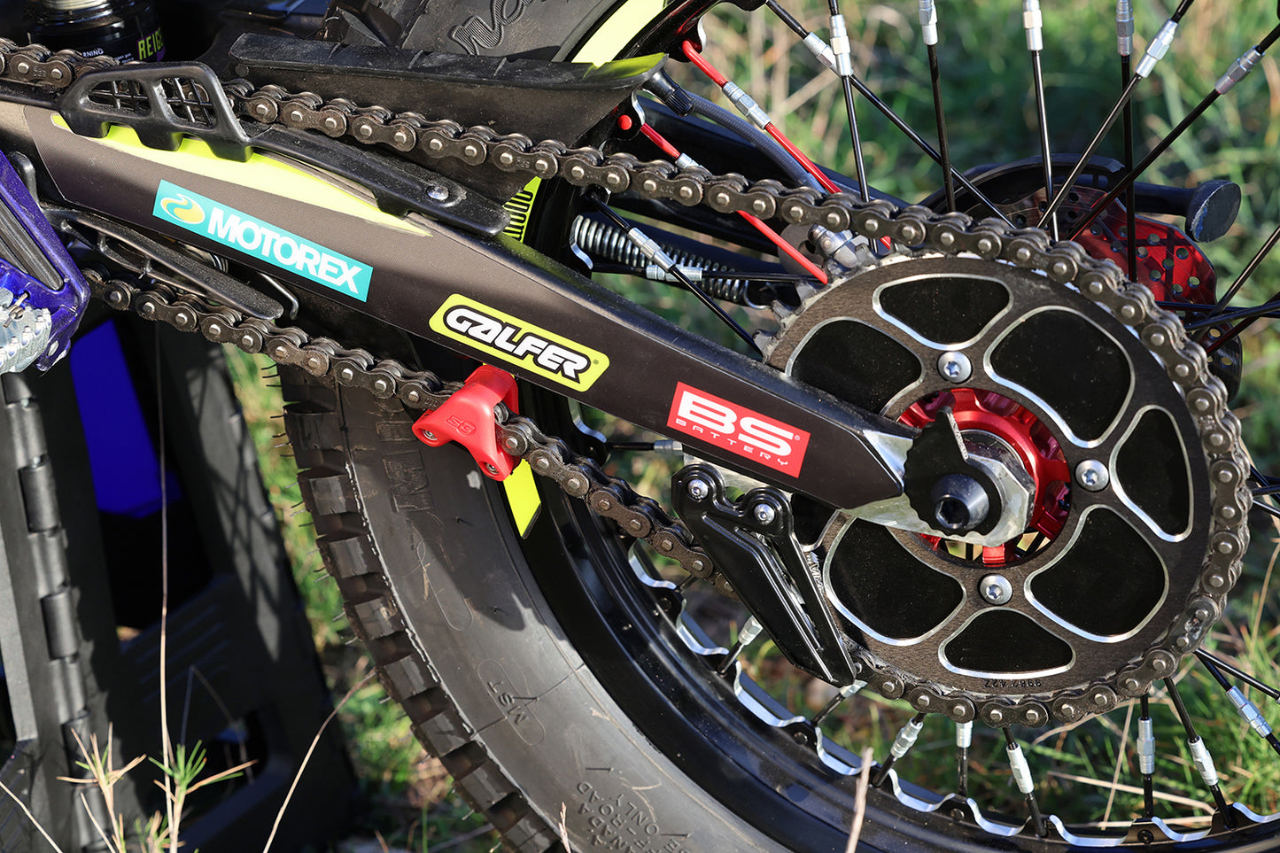 300 ST-F FACTORY ADAM RAGA REPLICA 2025